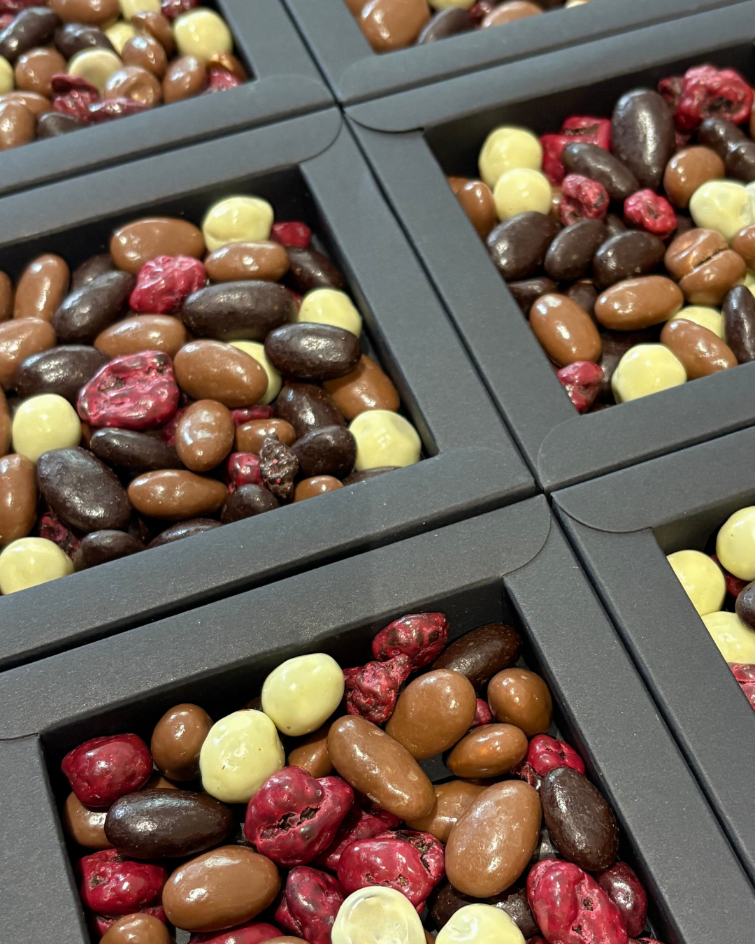 Coffret de fruits secs enrobés